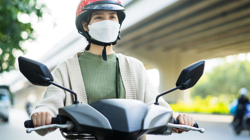 Nắng nóng đỉnh điểm, vùng cơ thể nào cần che chắn kỹ khi ra ngoài trời?