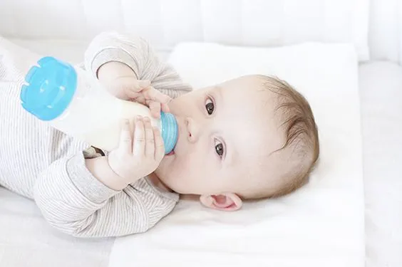 Cách chọn sữa tăng cân cho bé 0 - 6 tháng phù hợp