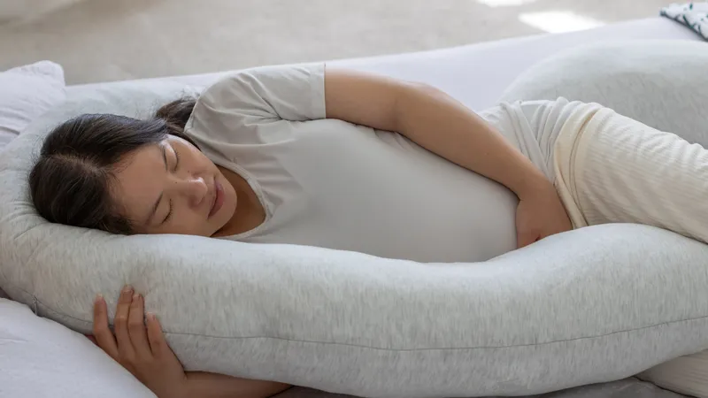 Bà bầu bị cảm cúm 3 tháng đầu cần làm gì để đảm bảo an toàn cho thai nhi?