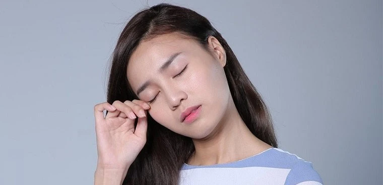 Đau hốc mắt là gì ? Đau hốc mắt có nguy hiểm không ?